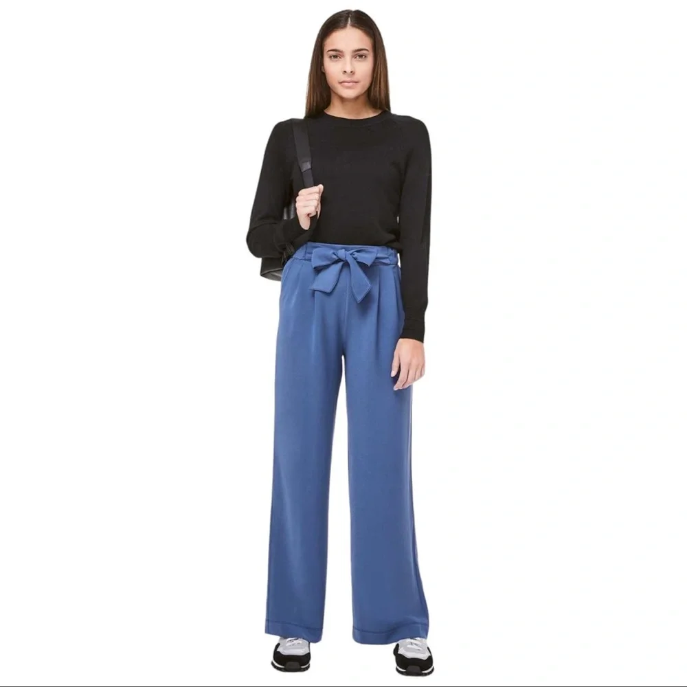 Lululemon Tie Waist Pants - Picture 1 of 8